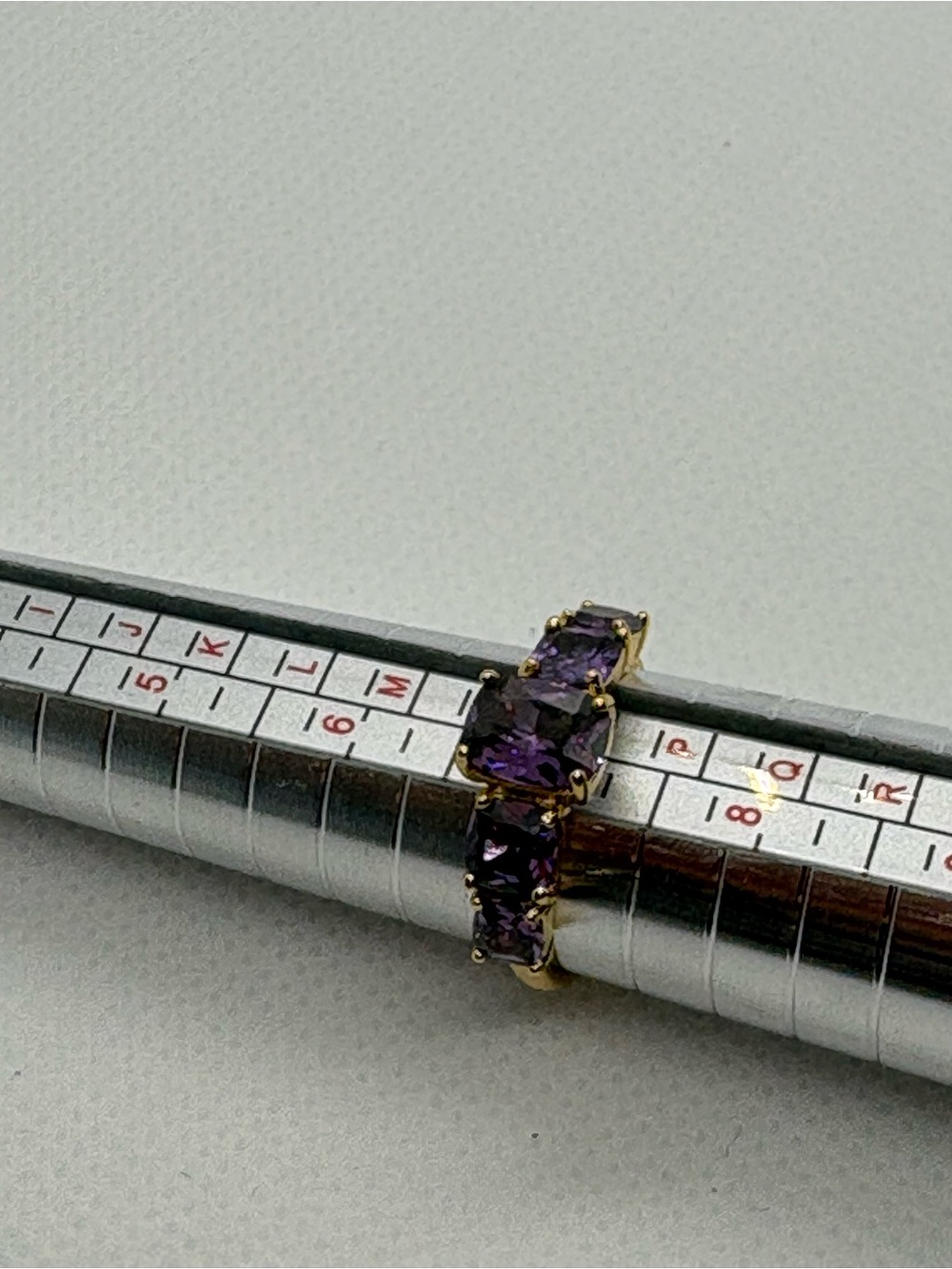 Size 7 ring - Picture 4 of 4